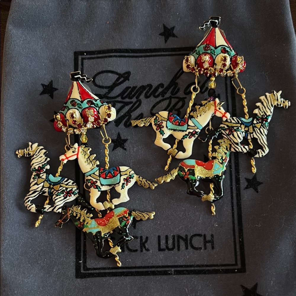 Lunch At The Ritz CAROUSEL HORSES post Earrings - Picture 11 of 12